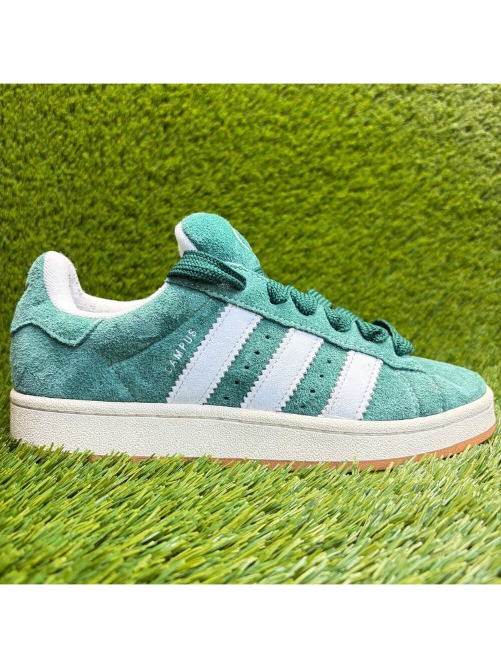 Adidas Campus 00s Mens Size 7 Green White Gum Athletic Suede Shoes Sneakers